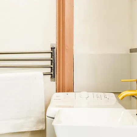 Apartment Cozett'home - Chics & Modernes - 2 Pas Du Cirque Jules Verne -