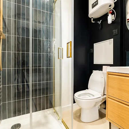 Apartament Cozett'home - Chics & Modernes - 2 Pas Du Cirque Jules Verne -